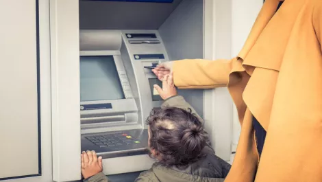 Pakistani telco inks data center hosting deal with nation's largest ATM network