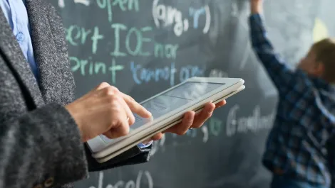 Acer (ANZ) win executive contract to leverage teachers