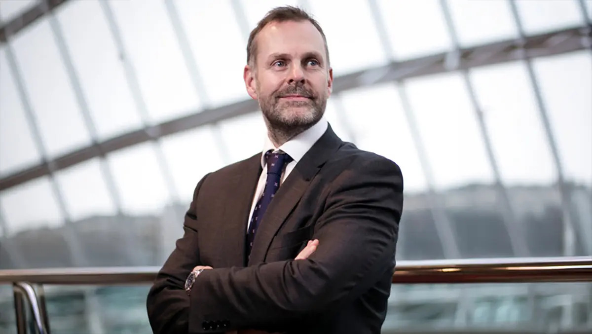 How leadership, people and technology are key for AI adoption across ...